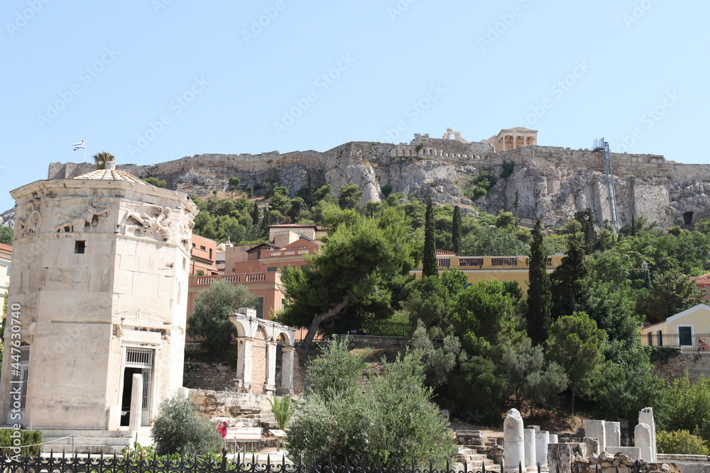 view of the parthenon of Athens 