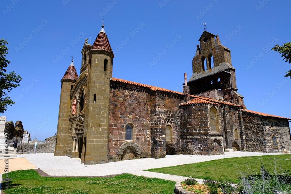 église abbatial de monastier sur gazeille haute loire