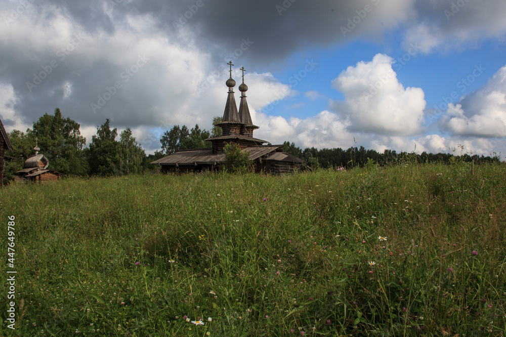 A complex of wooden churches. in Vvedenskoe-Borisovka. Moscow oblast