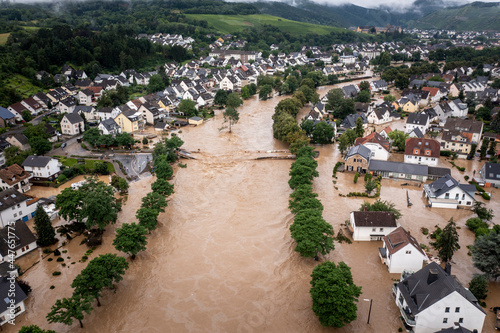 Fototapeta Naklejka Na Ścianę i Meble -  Hochwasser, Ahrtal