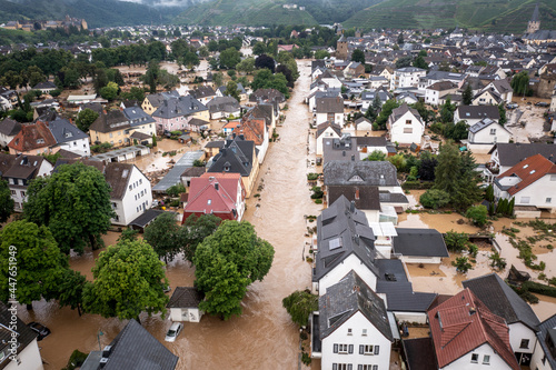 Fototapeta Naklejka Na Ścianę i Meble -  Hochwasser