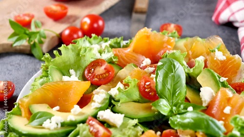 mixed salad with smoked salmon