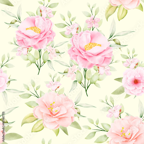 beautiful watercolor floral and leaves seamless pattern