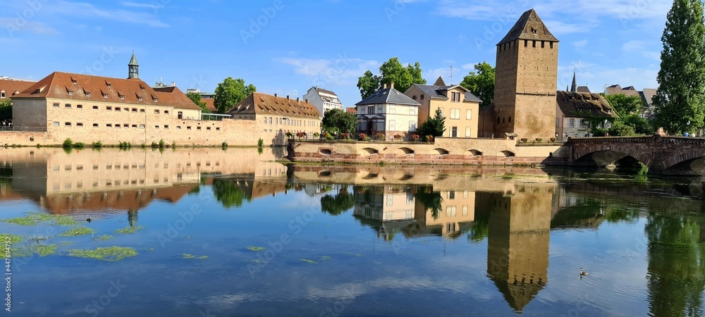 Εκτύπωση καμβά Picturesque half-timbered houses in Strasbourg, France