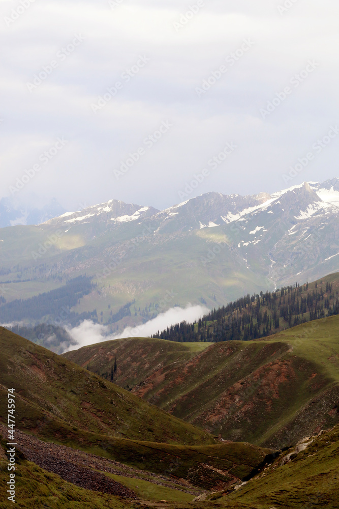 Fototapeta premium Kumrat Valley Beautiful Landscape Mountains View