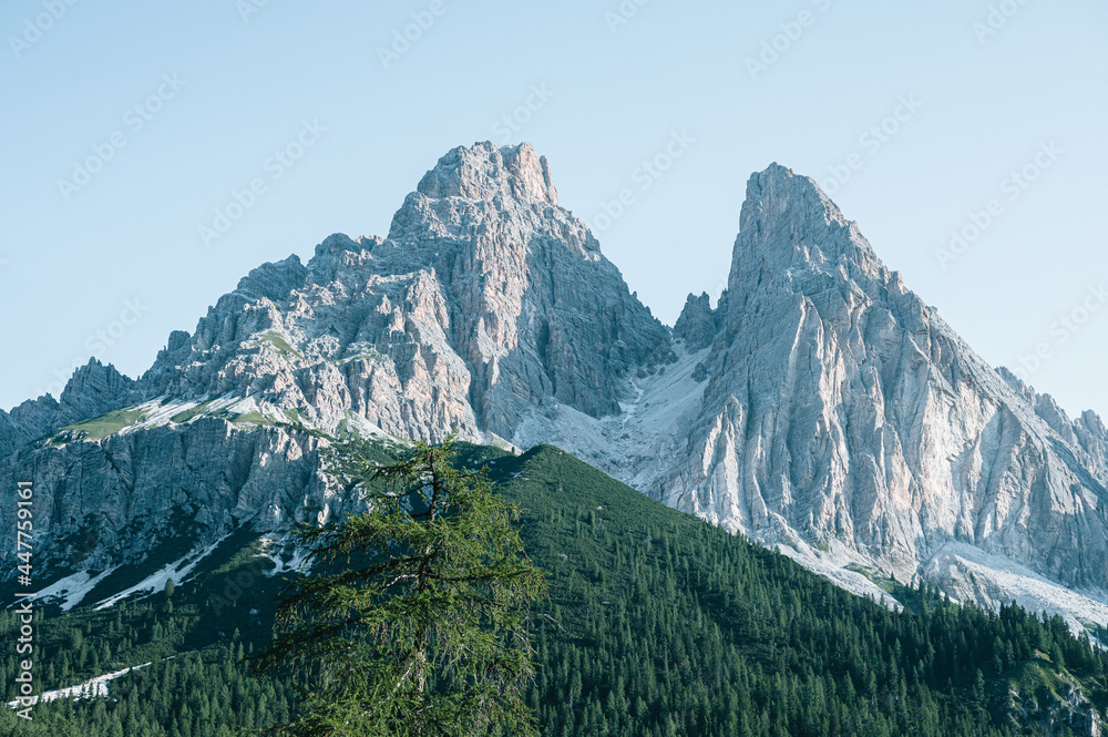 Obraz premium Wanderung in den Dolomiten Südtirol - Lago di Sorapis - Italia