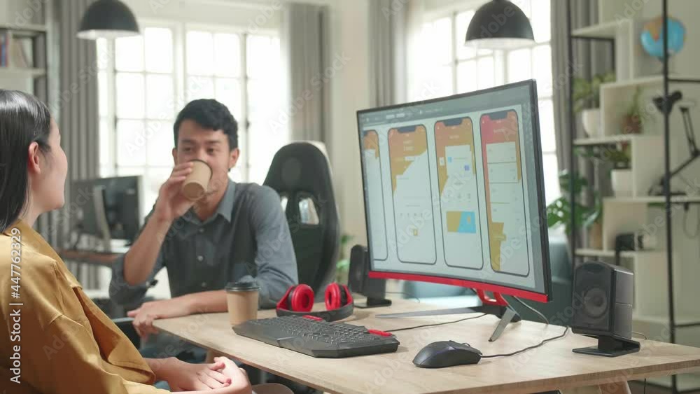 Asian Female Ux Architect Happy Talking With Male Design Engineer, They Work On Mobile Application In Office
Asian Female Ux Architect Happy Talking With Male Design Engineer, They Work On Mobile Application In Office