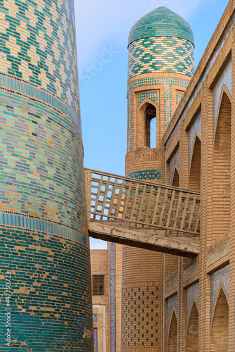 Muhammad Amin Khan madrasa photo