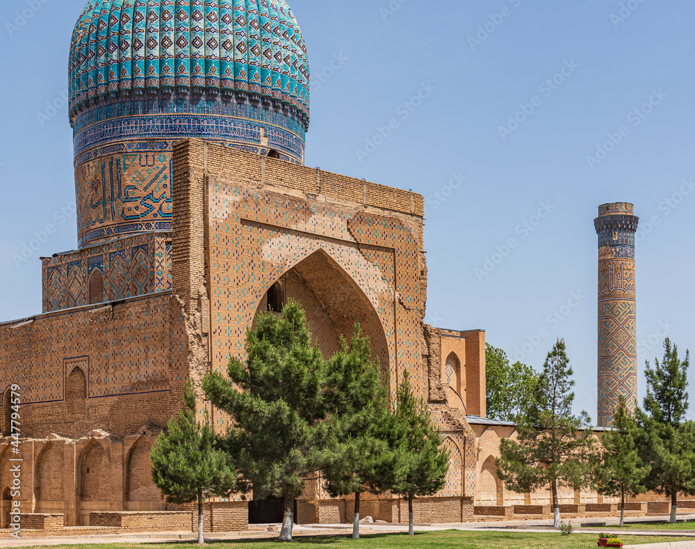 Bibi-Khanoum mosque