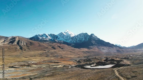 nevado charqui  situado en Bolivia a 5400 m s.n .m photo