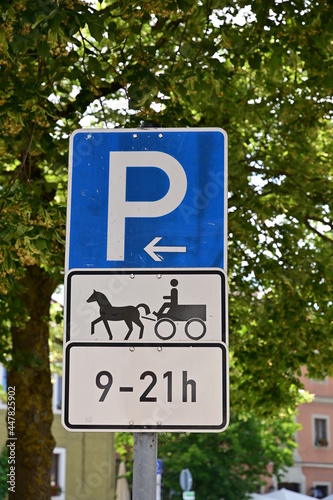 Schild für Parkplatz für Kutschen 