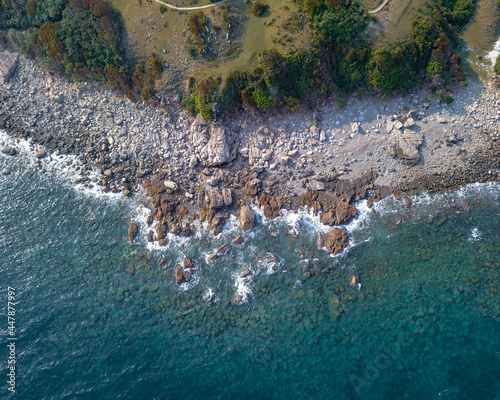 sea and rocks