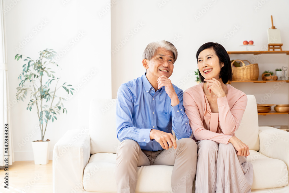 Obraz premium 日本人 シニア夫婦 ポートレート