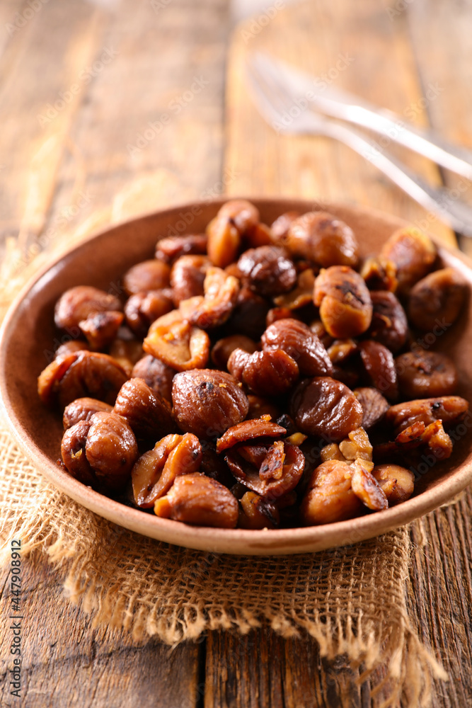chestnut,  maroni cooked on plate