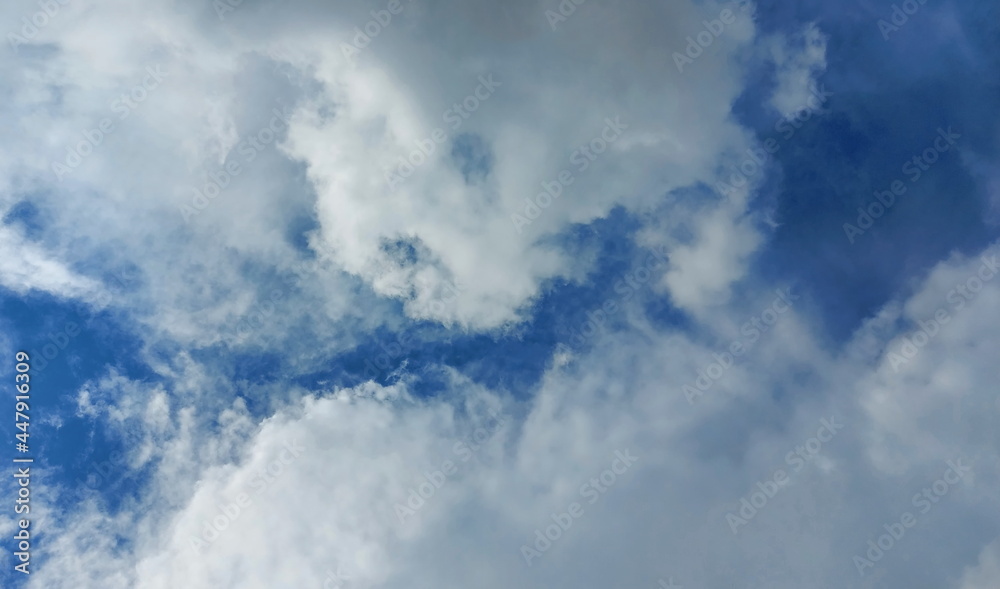 Fototapeta premium dense clouds in the sky