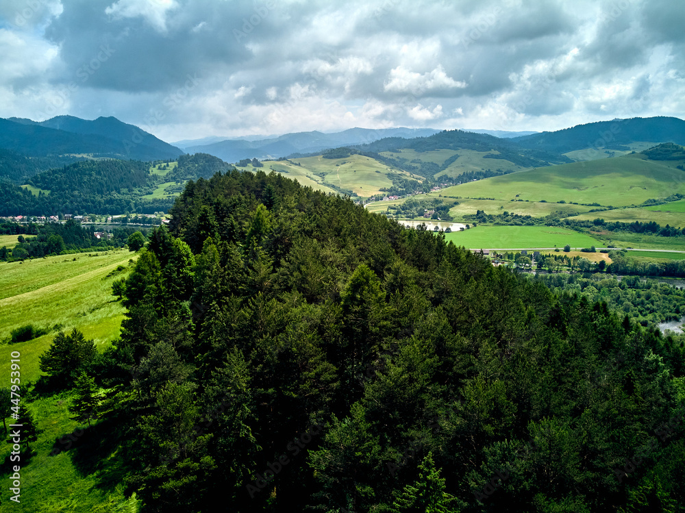 Beautiful aerial panoramic view of the Pieniny National Park, Poland in sunny day. Sokolica and Trzy Korony - English: Three Crowns (the summit of the Three Crowns Massif)