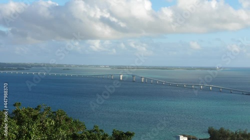 Wallpaper Mural Irabu Bridge, Miyako Island, Okinawa Japan (Zooming back) Torontodigital.ca