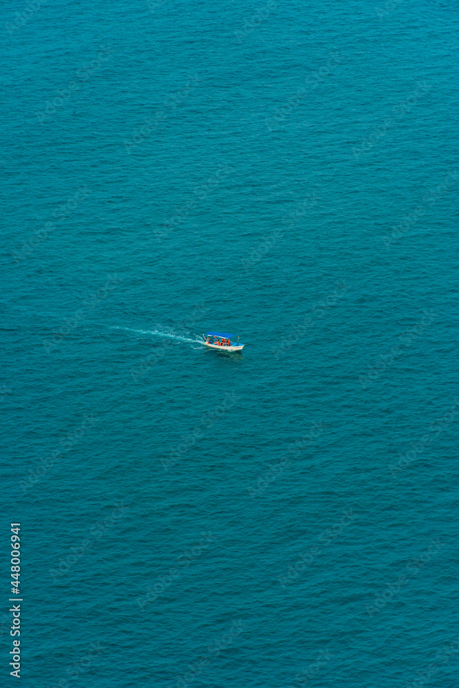 Obraz premium motor boat on the sea