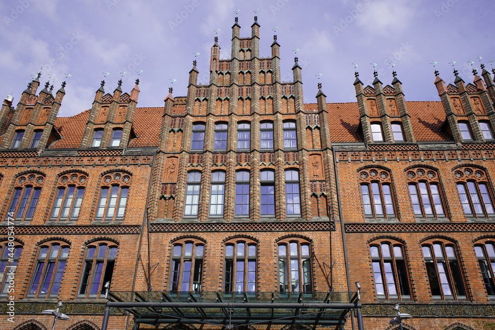 sky, medieval, europe, old, tourism, historic, famous, tower, building, travel, city, architecture, buildings, houses, structures, town hall, old town hall, historically, registry office, hanover, chu