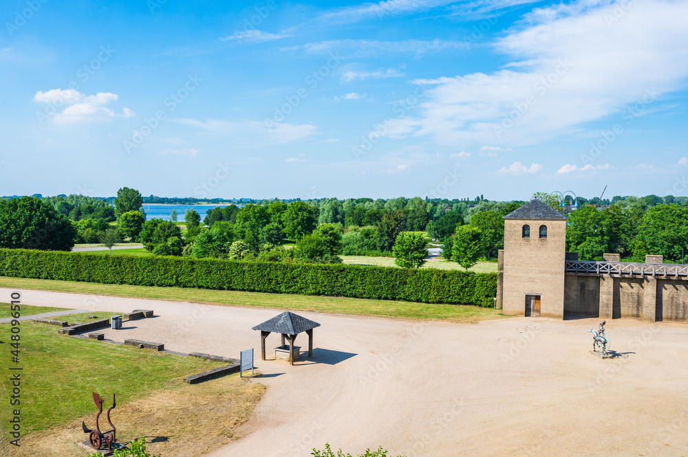 Blick vom Römerpark Xanten über den linken Niederrhein bei Xanten