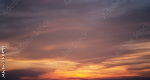 Fototapeta Naklejka Na Ścianę i Meble -  The colors of the evening sky in Thailand's winter.