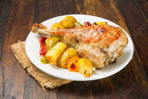 Muslo de pavo asado
