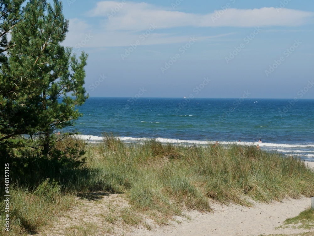 Strand zwischen GLowe und Juliusruh auf Rügen Strand zwischen GLowe und Juliusruh auf Rügen