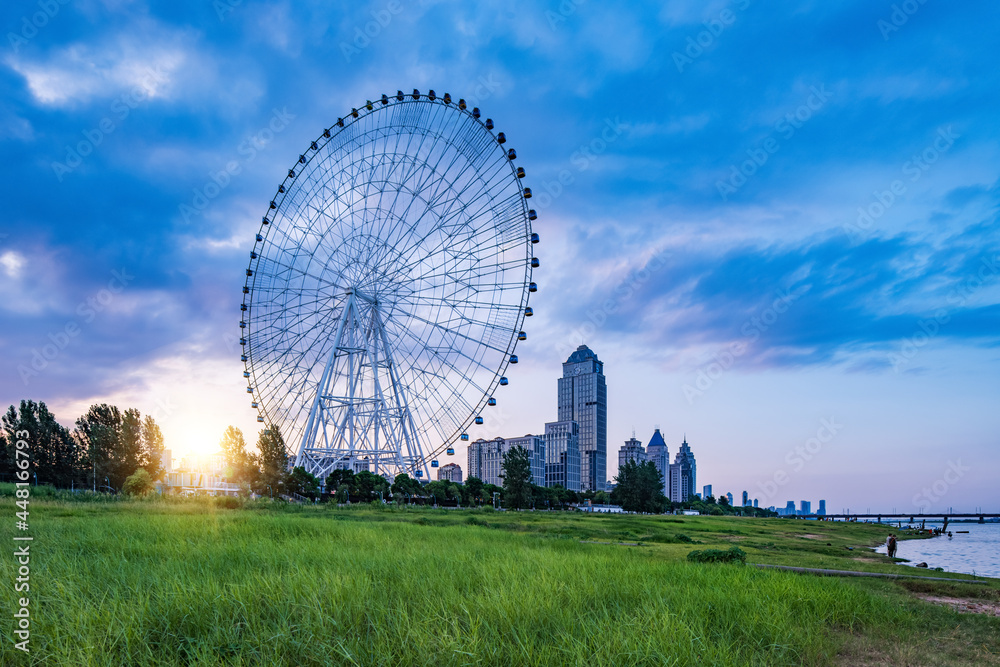 wheel at night wheel at night
