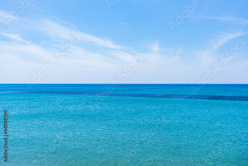 Seascape with a clear horizon