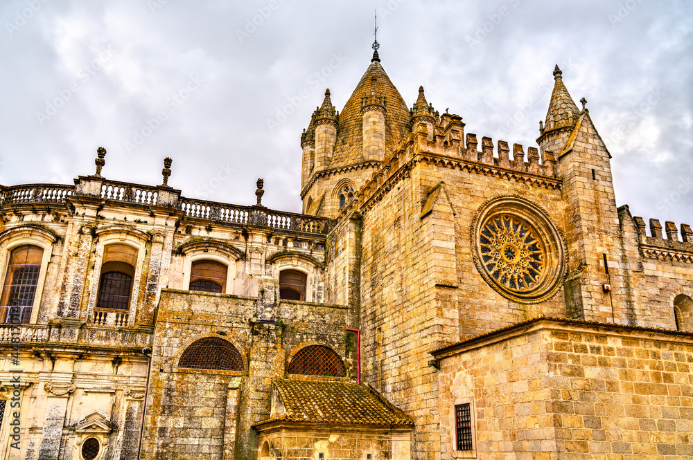 Fototapeta premium The Cathedral of Evora in Portugal