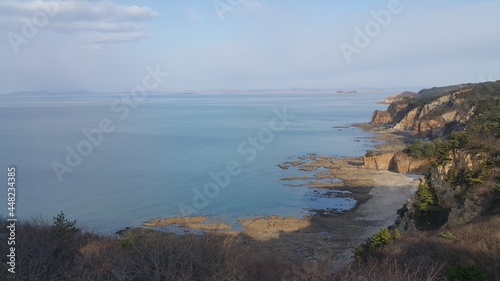 한국 연평도의 조기박묵관에서 바라본 북쪽 해안
