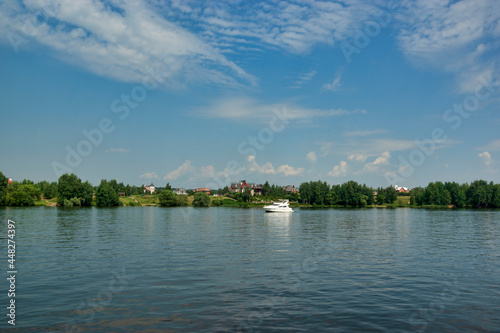 Obraz na płótnie Embankment of the Klyazmensky reservoir, river walk along the Moscow water channel, Russia w salonie