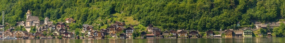 Naklejka premium Hallstätter See Panorama mit Hallstatt