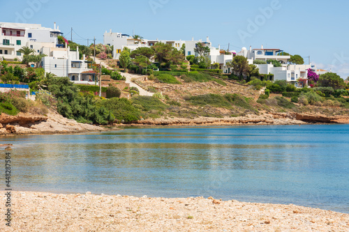 Fototapeta Naklejka Na Ścianę i Meble -  Transparent sea at Puta Zeza beach in Athens Greece