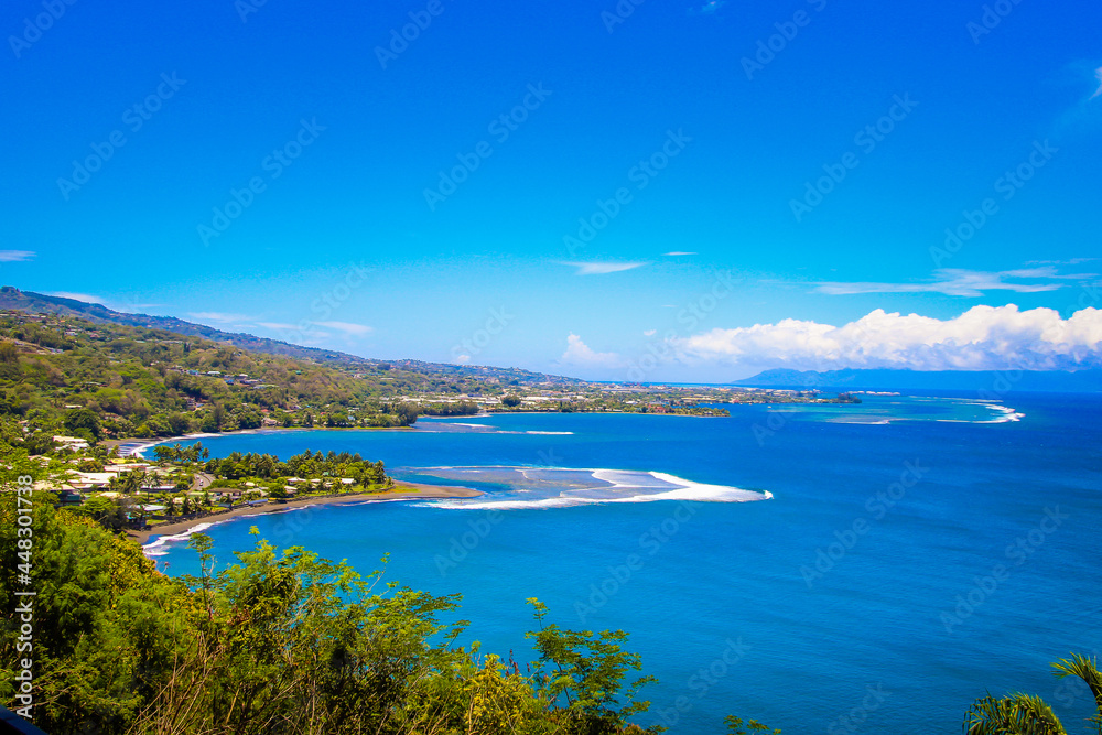 Tahiti stunning beautiful beaches, white sand, clear turquoise water, blue lagoons, Tahiti, French Polynesia, Pacific islands