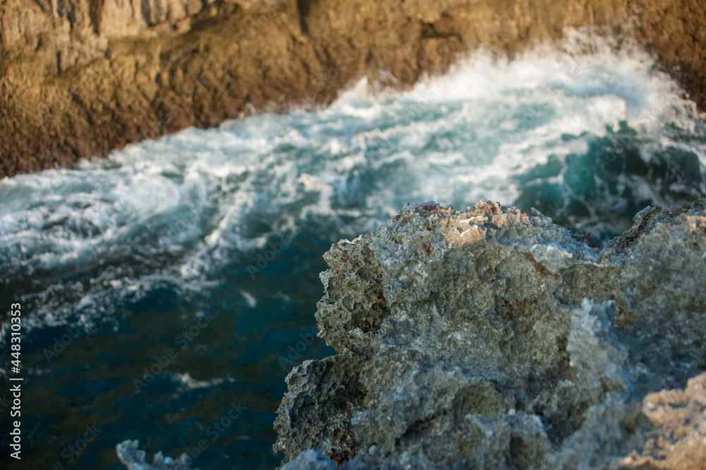 Fototapeta premium It is a cliff where your feet are shrugging.