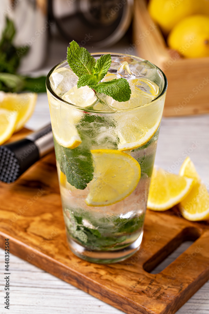 Fototapeta premium Glass of fresh lemonade