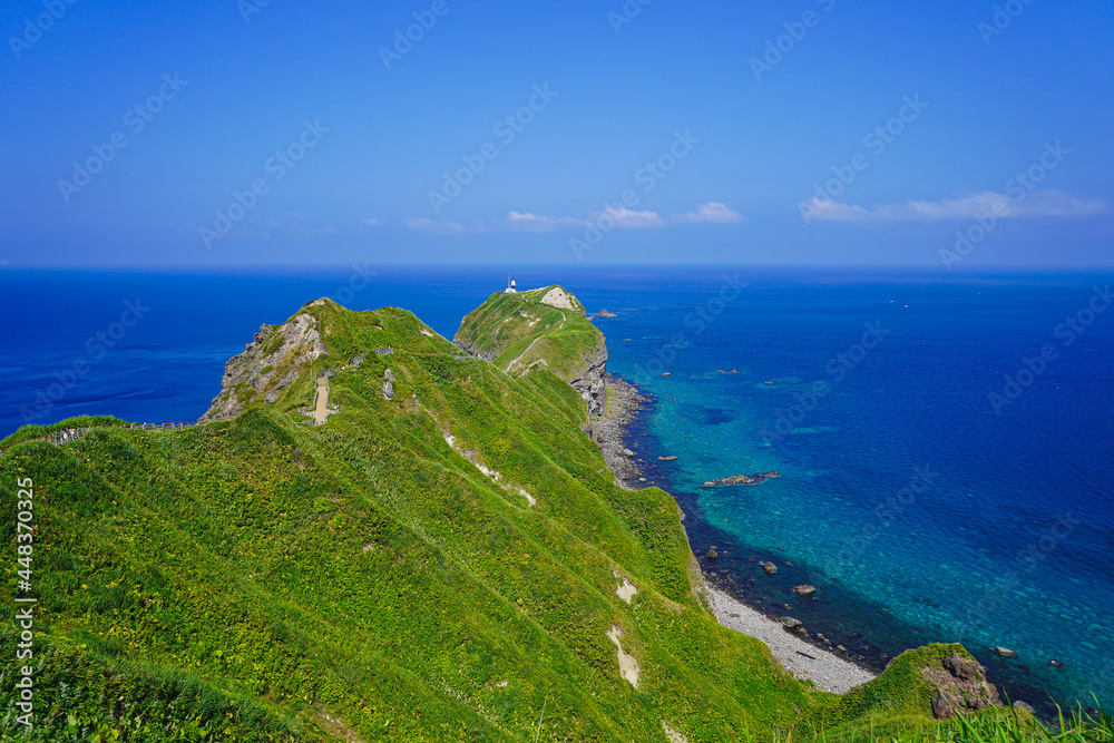 青い海と青い空