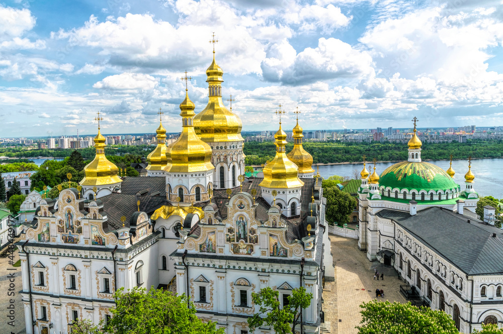 Golden domes of the Cathedral of the Kyiv Pecherska Lavra, Ukraine	