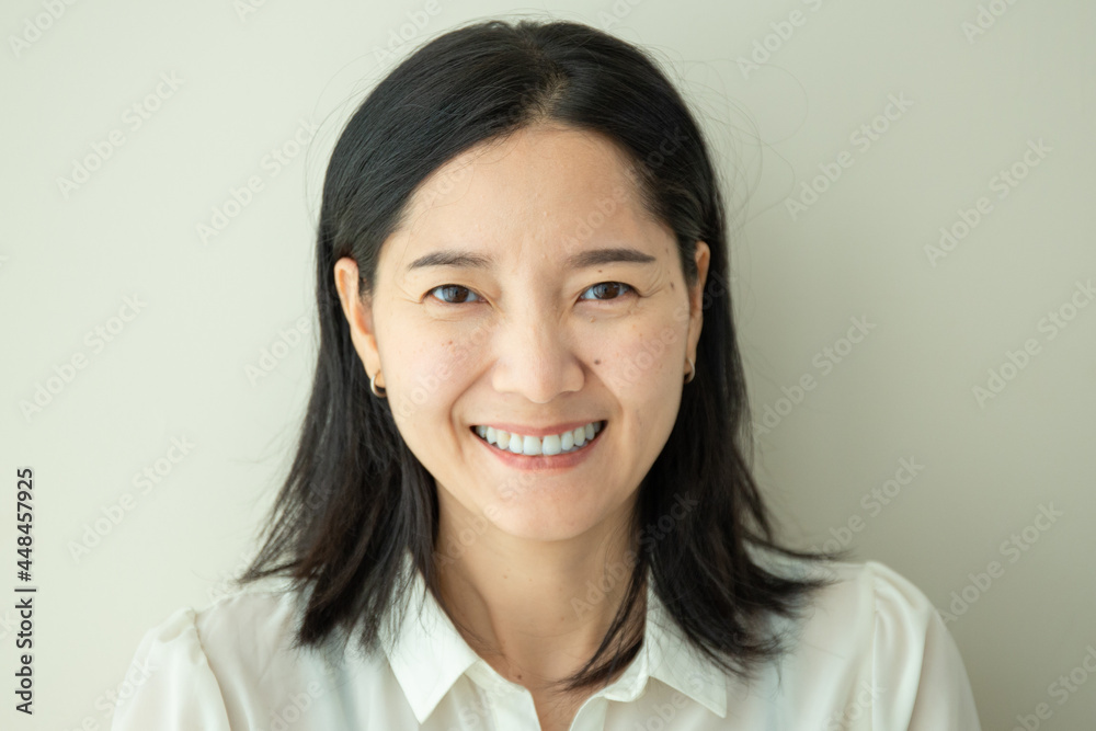 portrait asian woman.female with perfect smilling,clean skin.beautiful girl posing show white teeth smile relaxing.fashion people life style concept portrait asian woman.female with perfect smilling,clean skin.beautiful girl posing show white teeth smile relaxing.fashion people life style concept