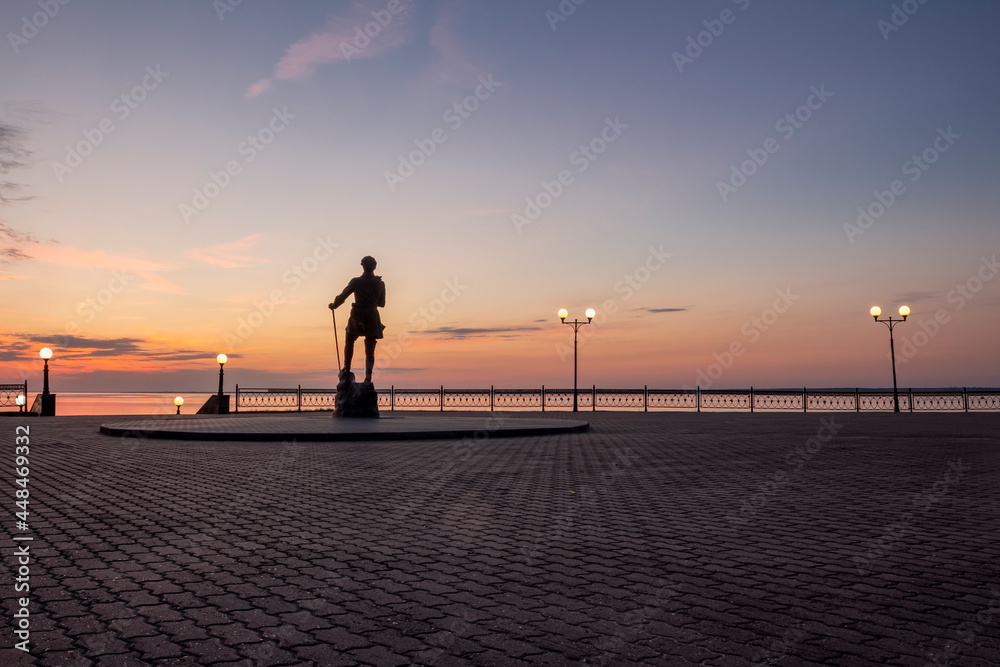 Monument to Peter the Great on the embankment of the city of Kamyshin Monument to Peter the Great on the embankment of the city of Kamyshin