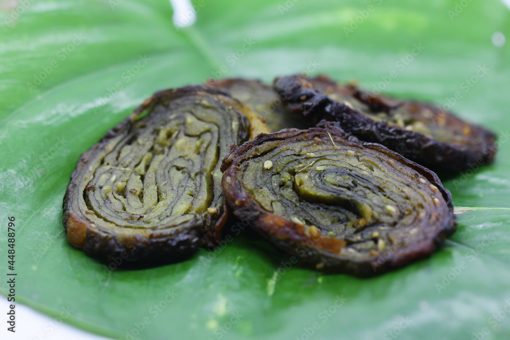 Home made aluwadi, paatra, Maharashtrian and gujrati snack recipe made using colocasia leaves. Home made aluwadi, paatra, Maharashtrian and gujrati snack recipe made using colocasia leaves.