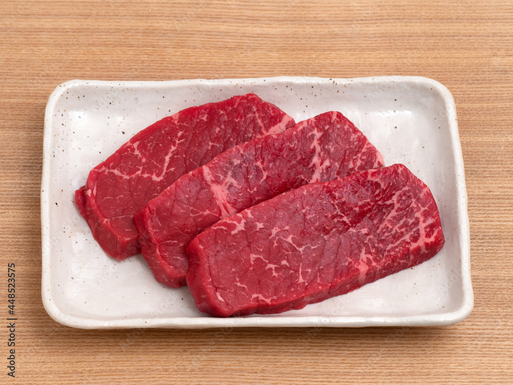 ステーキ用牛肉　モモ肉