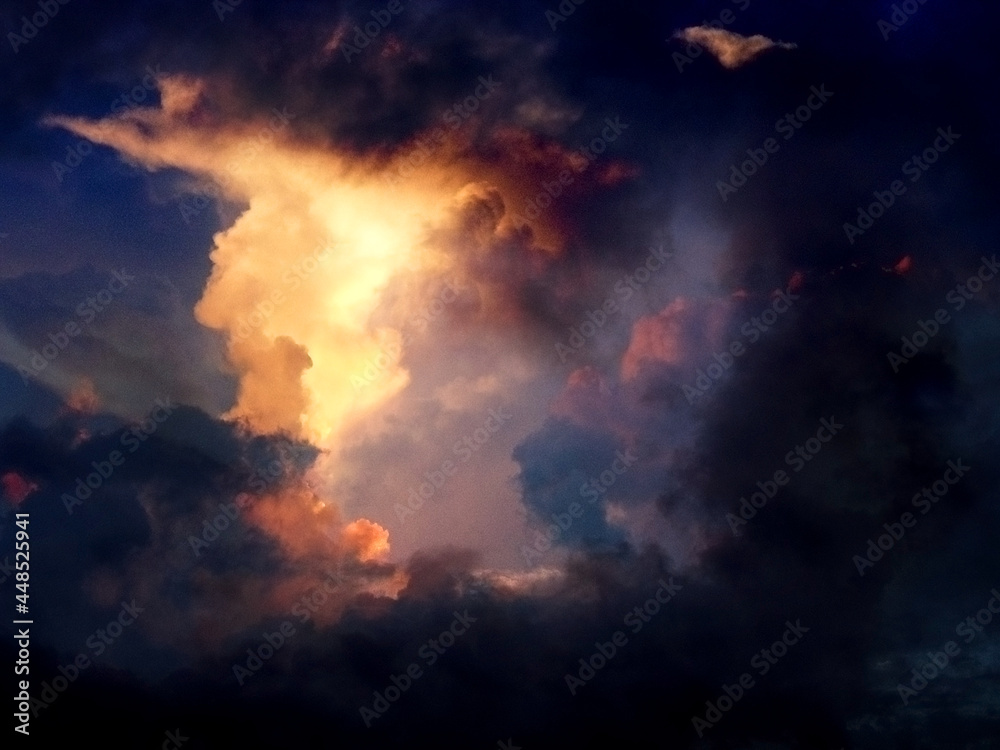 Sun rays breaking through cloud