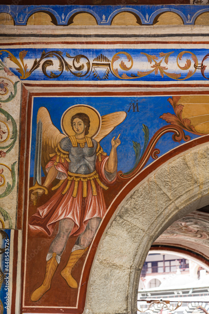 ブルガリア　リラ修道院の入口のフレスコ画