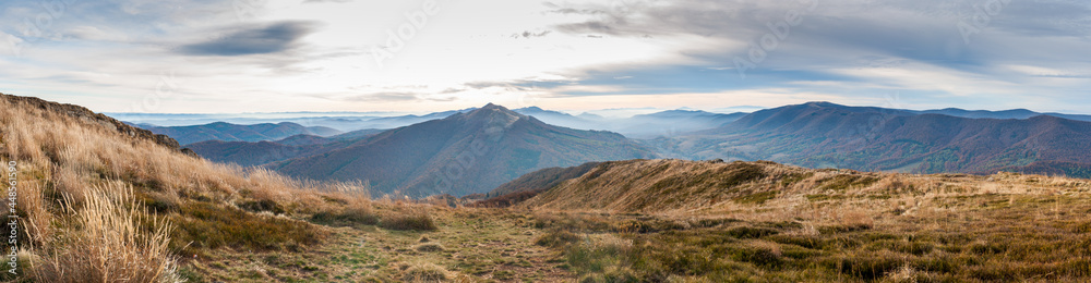 Sunrise seen from the summit of Połonina Wetlińska towards the Bieszczady peaks and the summit of Połonina Caryńska, the Bieszczady forest, the Bieszczady mountains, the Carpathians Sunrise seen from the summit of Połonina Wetlińska towards the Bieszczady peaks and the summit of Połonina Caryńska, the Bieszczady forest, the Bieszczady mountains, the Carpathians