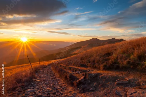Obraz Sunset seen from the summit of Połonina Wetlińska, the Bieszczady Mountains