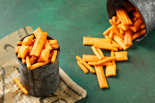 Bretzels sur un fond rustique photo