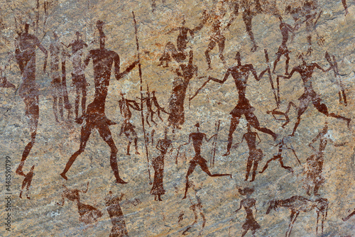 Fototapeta Naklejka Na Ścianę i Meble -  PREHISTORIC ROCK ART AND ENGRAVINGS IN THE SAHARA DESERT IN TASSILI NATIONAL PARK IN ALGERIA