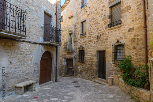 Fototapeta Naklejka Na Ścianę i Meble -  street of sos del rey catolico medieval town, Spain